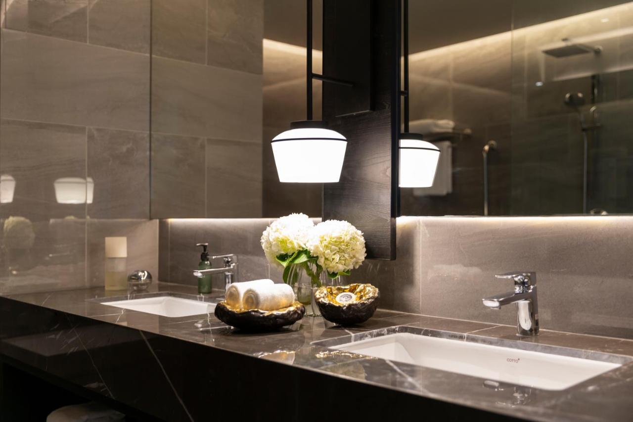Ascott Thonglor Bangkok Banguecoque Exterior foto Bathroom