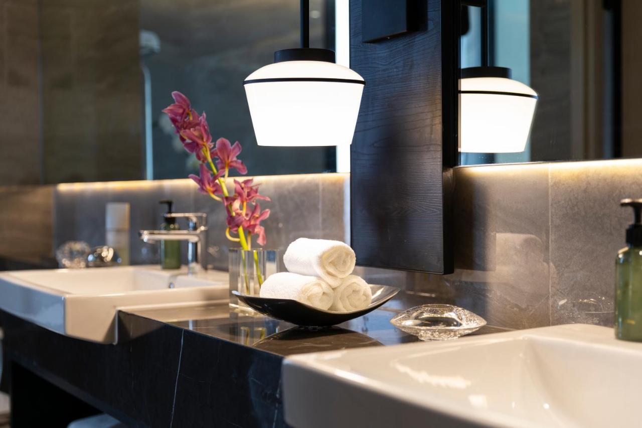 Ascott Thonglor Bangkok Banguecoque Exterior foto Bathroom