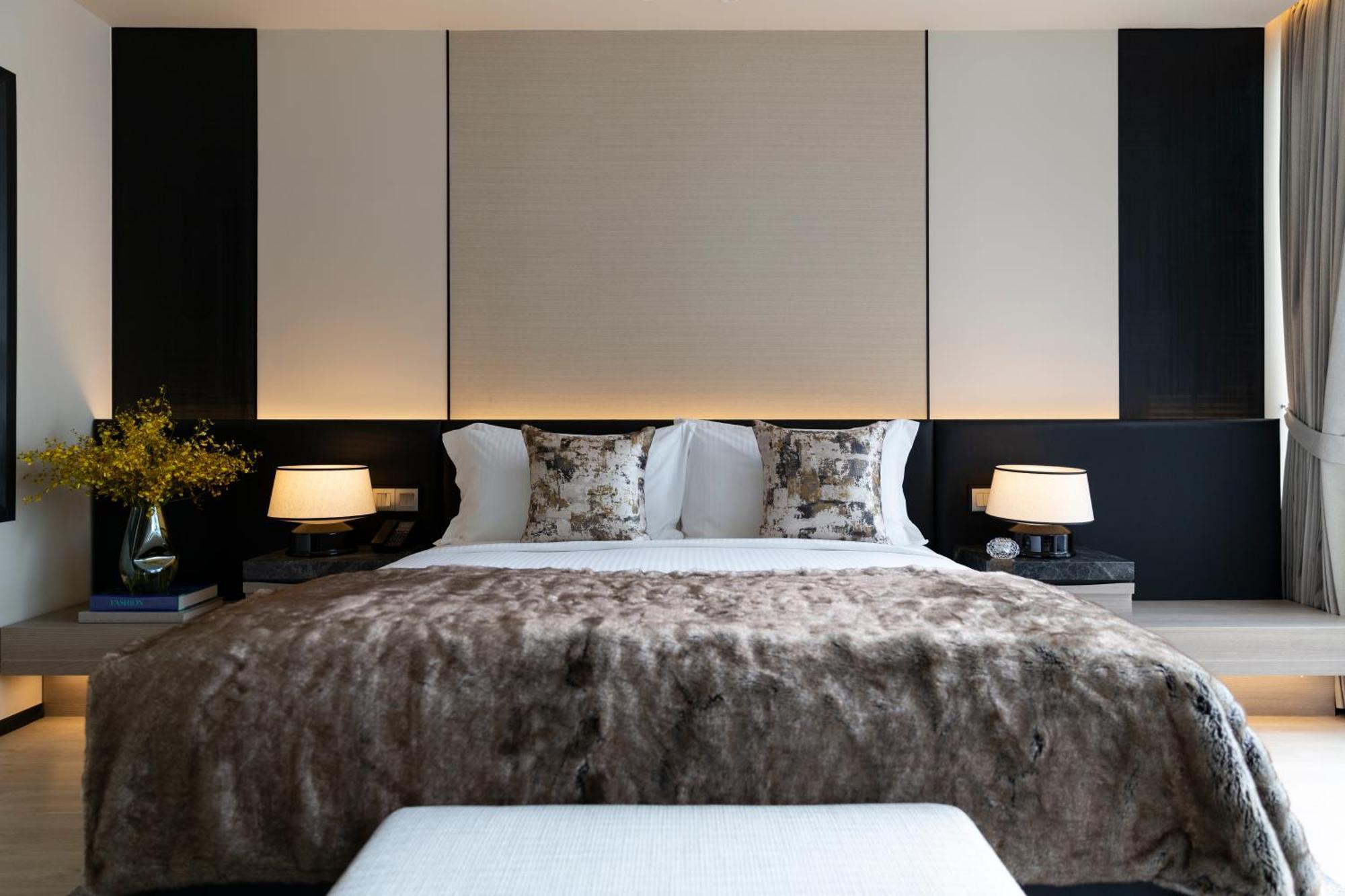Ascott Thonglor Bangkok Banguecoque Exterior foto A bedroom at The Hari